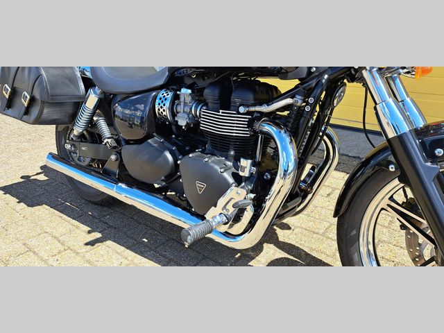 triumph - speedmaster