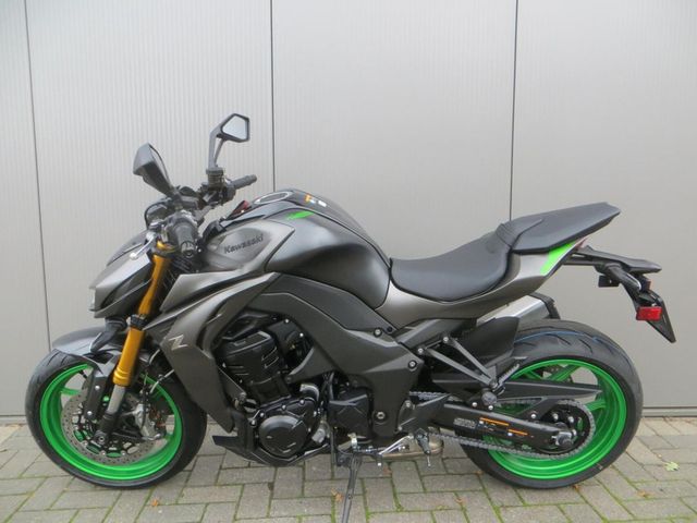 kawasaki - z1100-se