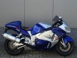 SUZUKI GSX-R 1300 HAYABUSA