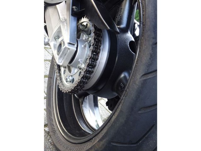 suzuki - gsx-r-1300-hayabusa