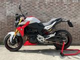BMW F 900 R
