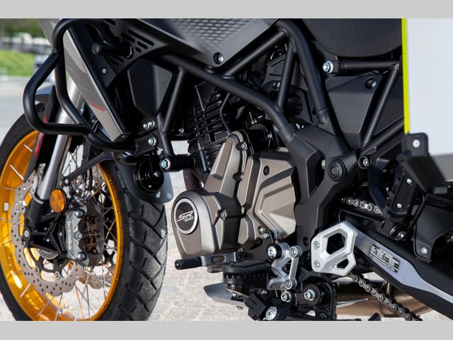 QJMOTOR - srt-700-x-touring