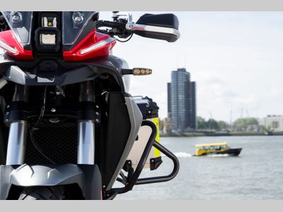 QJMOTOR SRT 700 SX TOURING – foto 4