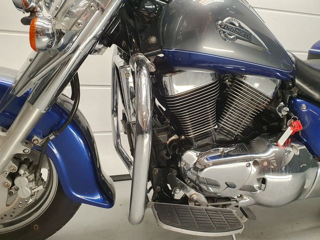 suzuki - vl-1500-intruder