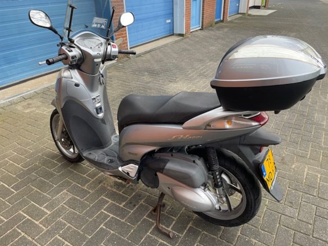 honda - sh-300i