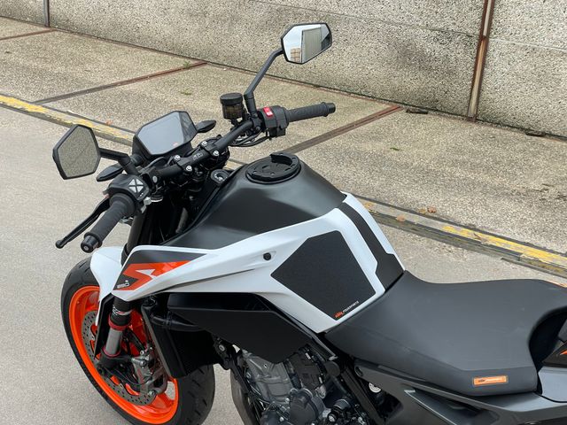 ktm - 890-duke