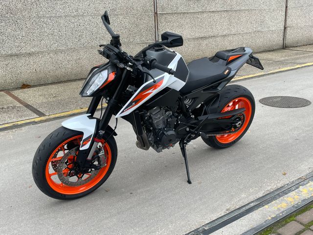 ktm - 890-duke
