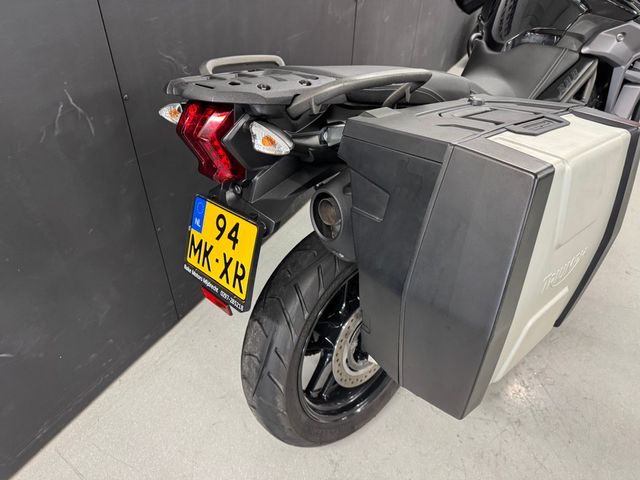 triumph - tiger-800-xrx