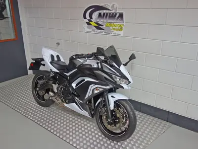 KAWASAKI NINJA 650 – foto 3
