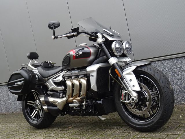 triumph - rocket-3-gt