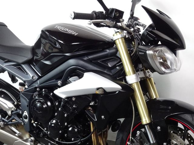 triumph - street-triple-abs