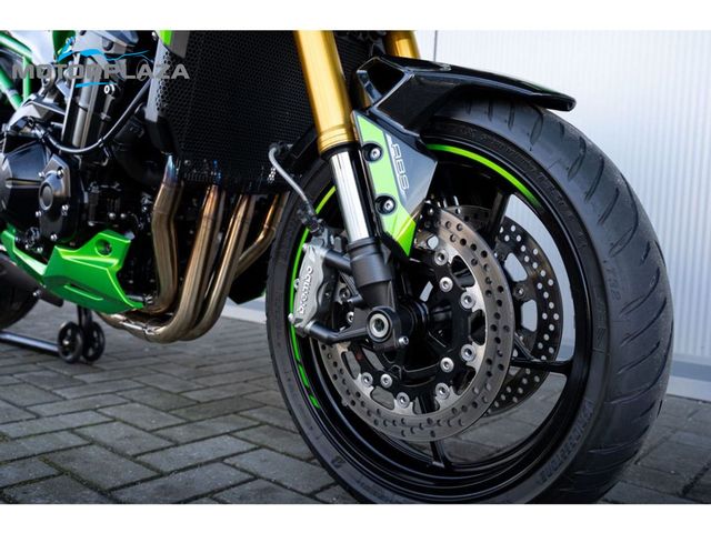 kawasaki - z900-se