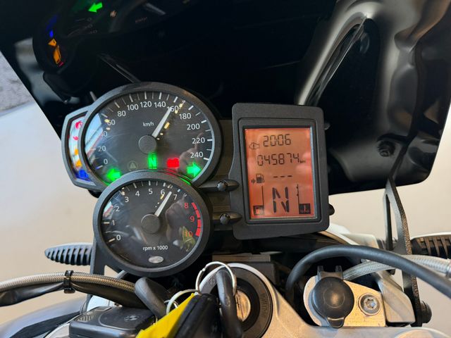 bmw - r-1200-r