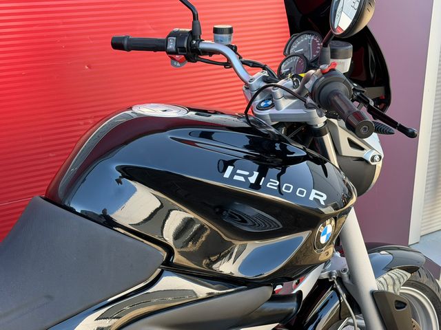 bmw - r-1200-r