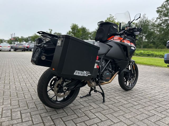 ktm - 1290-super-adventure-s
