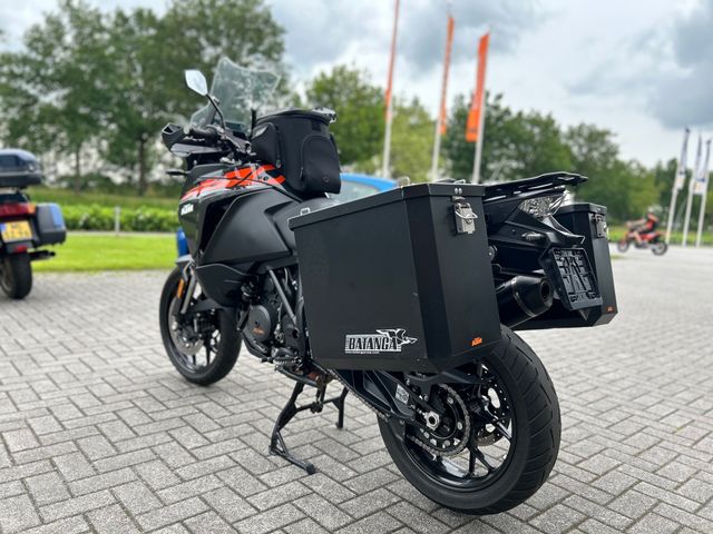 ktm - 1290-super-adventure-s