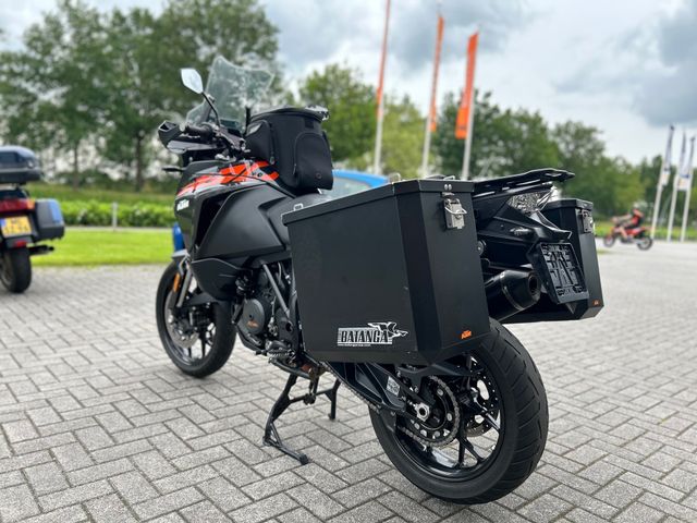 ktm - 1290-super-adventure-s