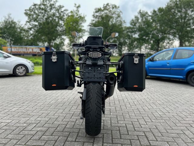 ktm - 1290-super-adventure-s