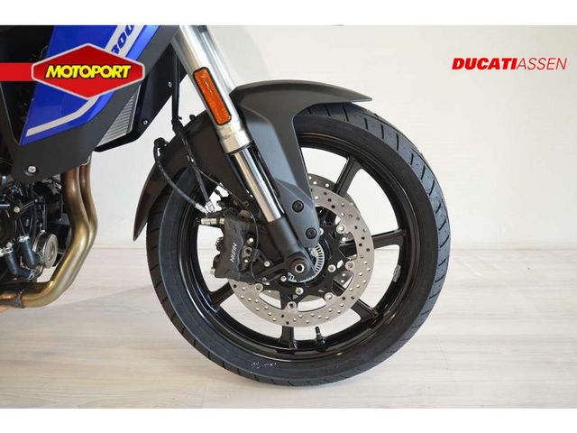 suzuki - v-strom-800