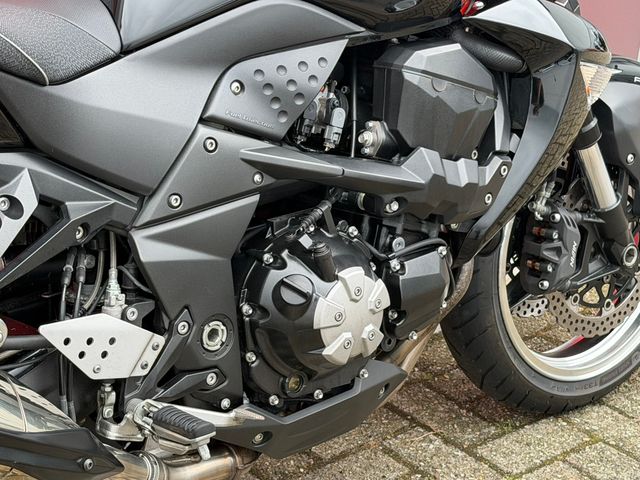 kawasaki - z1000-abs