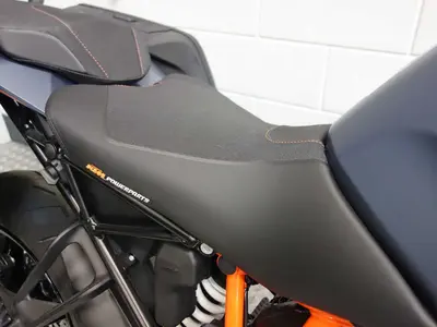 KTM 1290 SUPER DUKE GT – foto 4