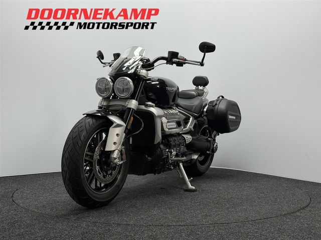 triumph - rocket-3-gt