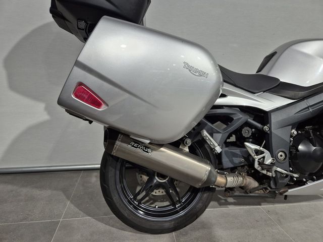 triumph - sprint-gt-abs