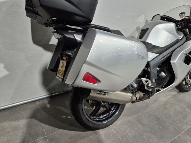 triumph - sprint-gt-abs