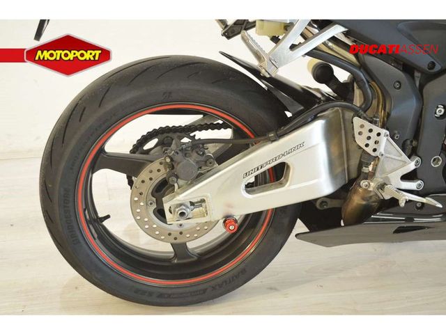 honda - cbr-600-rr