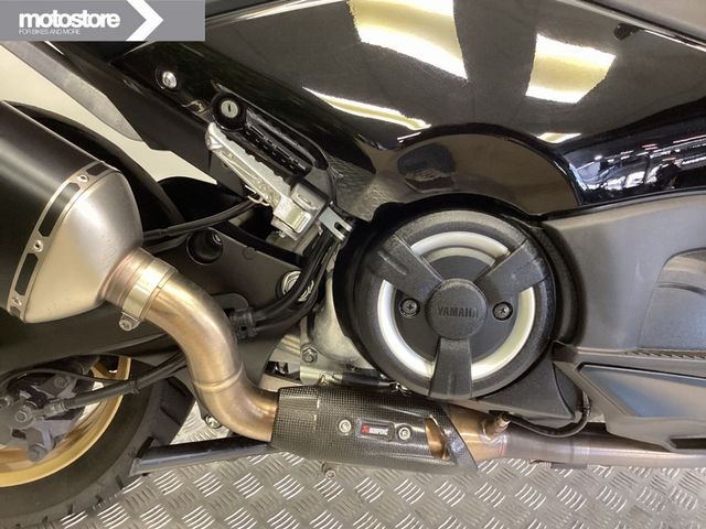 yamaha - tmax-tech-max-560