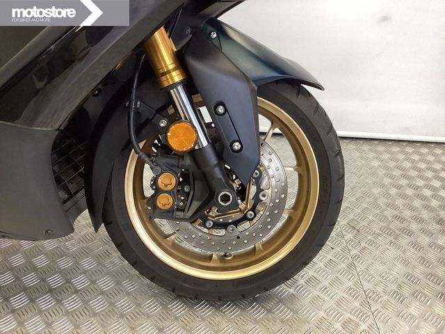 yamaha - tmax-tech-max-560