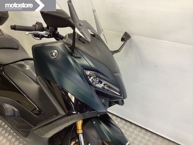 yamaha - tmax-tech-max-560