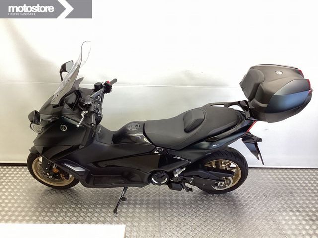 yamaha - tmax-tech-max-560