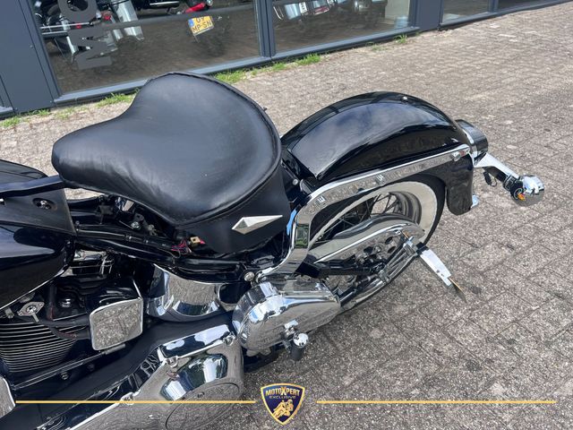 harley-davidson - heritage-softail-classic-flstc