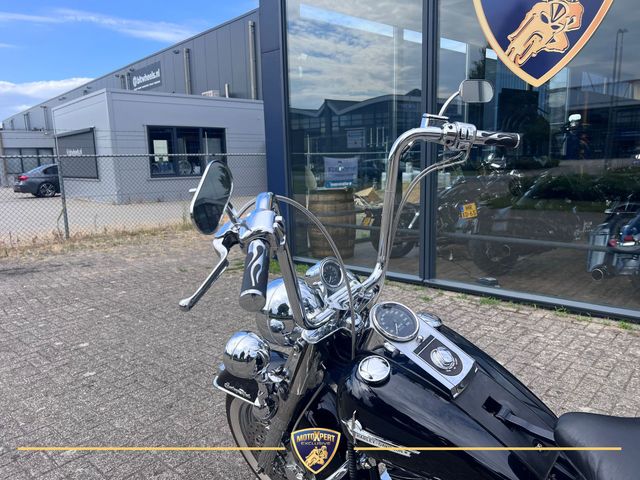harley-davidson - heritage-softail-classic-flstc