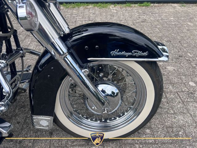 harley-davidson - heritage-softail-classic-flstc