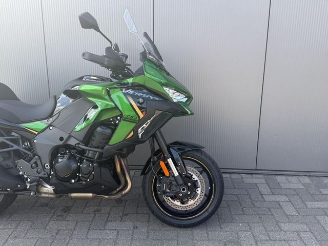 kawasaki - versys-1100-s-tourer