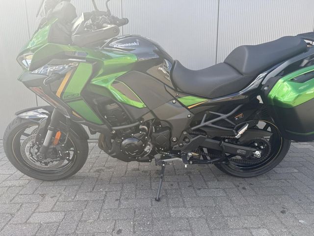kawasaki - versys-1100-s-tourer