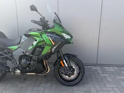 KAWASAKI VERSYS 1100 S TOURER – foto 3