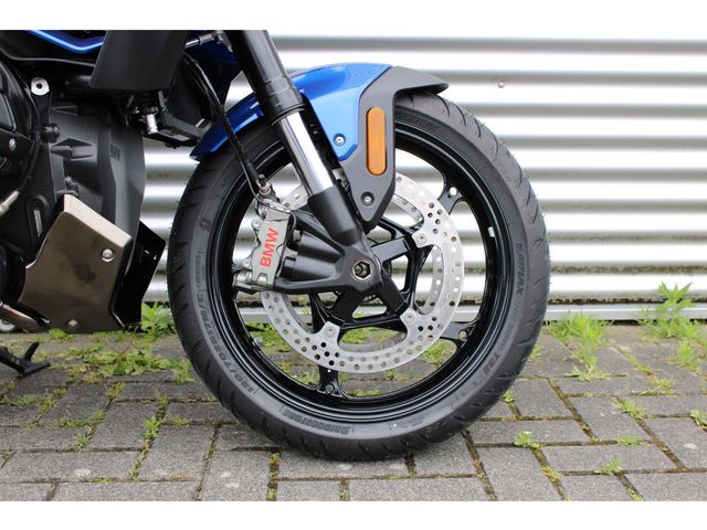 bmw - r-1300-r