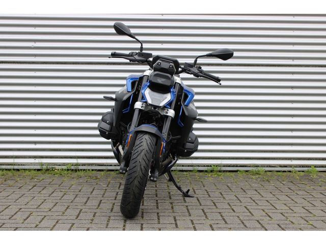 bmw - r-1300-r