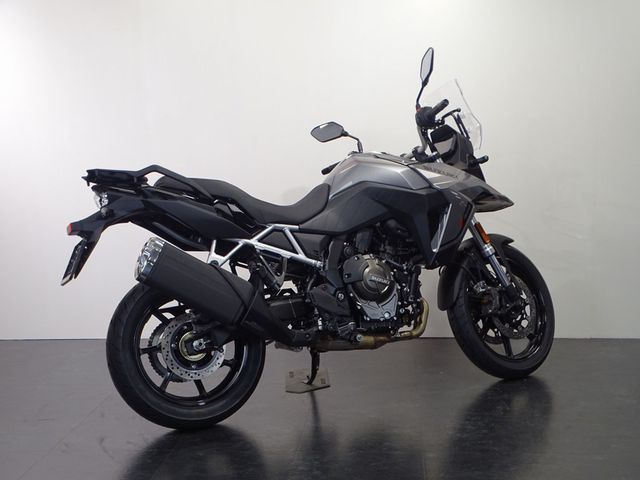 suzuki - v-strom-800