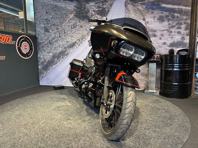 harley-davidson - road-glide-cvo-fltrxse