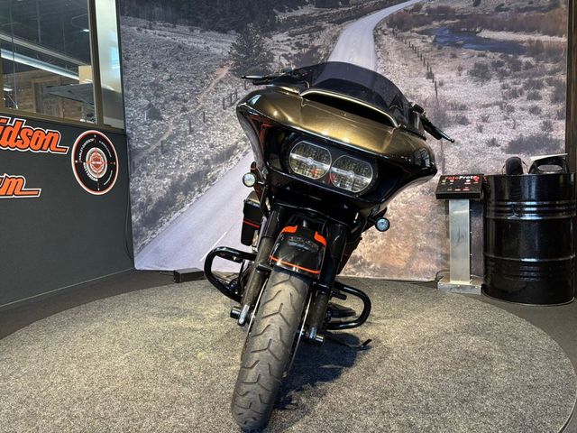 harley-davidson - road-glide-cvo-fltrxse