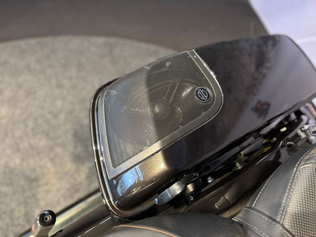 harley-davidson - road-glide-cvo-fltrxse