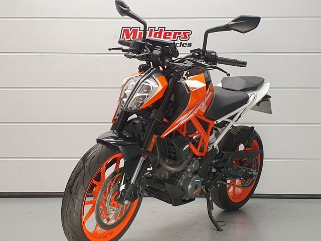 ktm - 390-duke-abs
