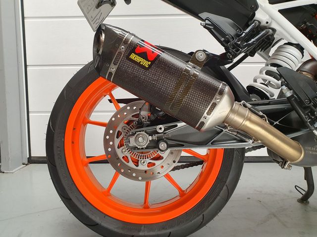 ktm - 390-duke-abs