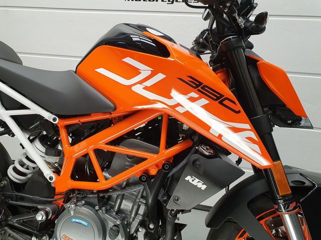 ktm - 390-duke-abs