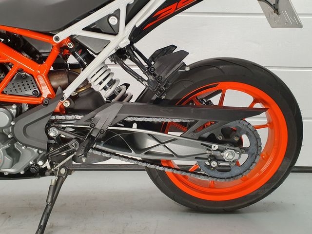 ktm - 390-duke-abs
