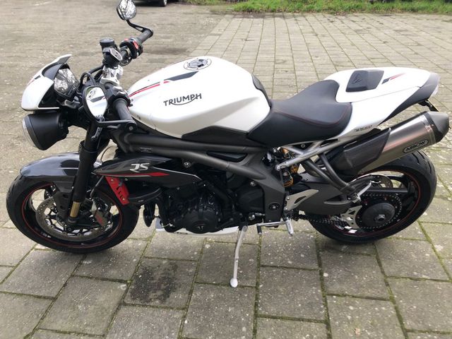 triumph - speed-triple-1050-abs